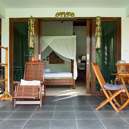Retreat Villa Toraja Baturinggit 库布 外观 照片